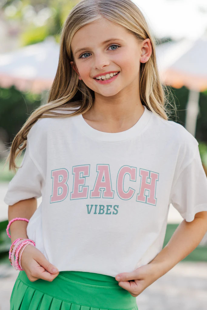 Girls: Beach Vibes White Graphic Tee | The Mint Julep Boutique
