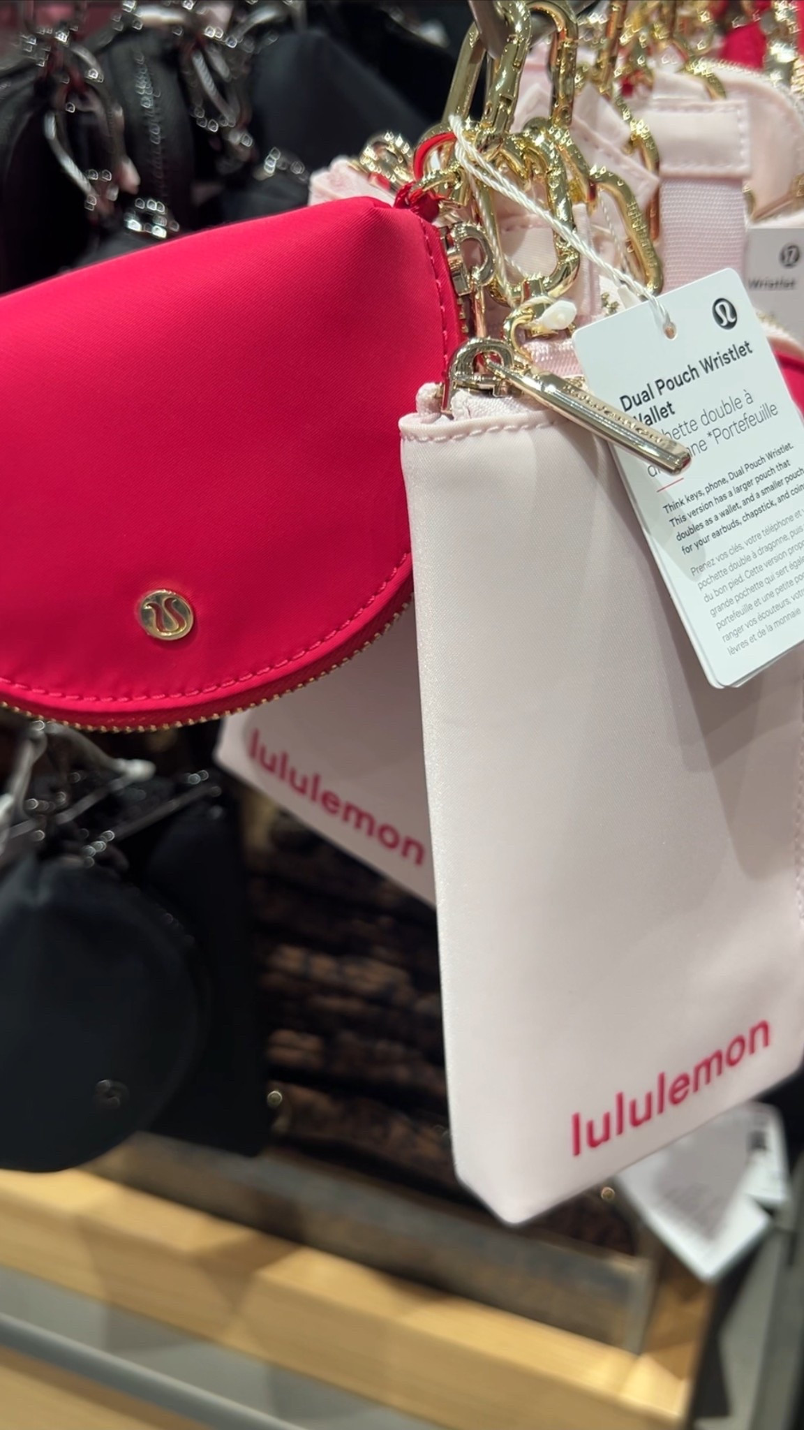 Pink wallet 

#LTKFindsUnder100 #LTKSeasonal #LTKActive