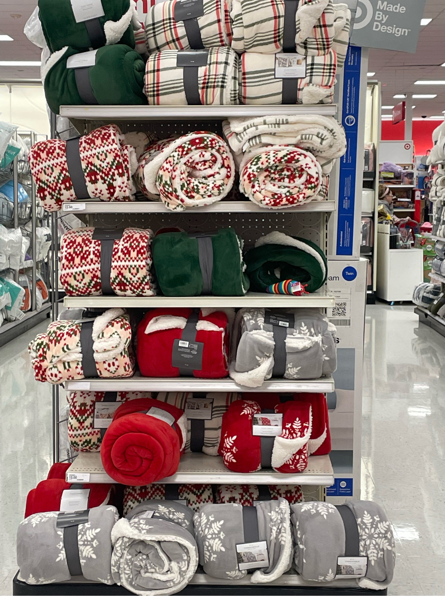 $10 and $15 Christmas throw blankets from Target







Gift guide, Christmas gift

#LTKCyberweek #LTKhome #LTKHoliday