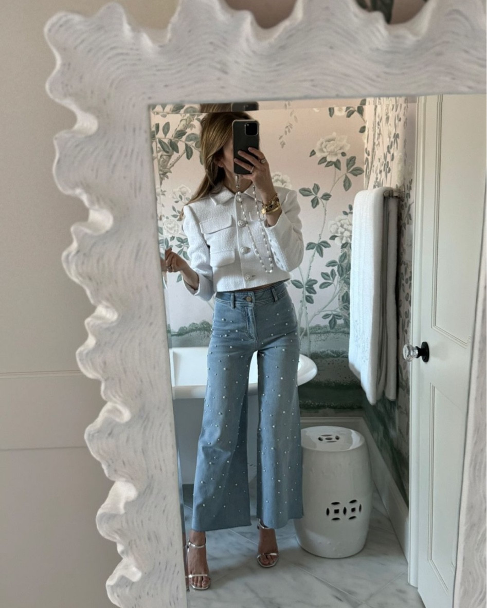 Chic winter outfit idea 🤍 These pearl denim jeans are the cutest

#LTKSeasonal #LTKstyletip