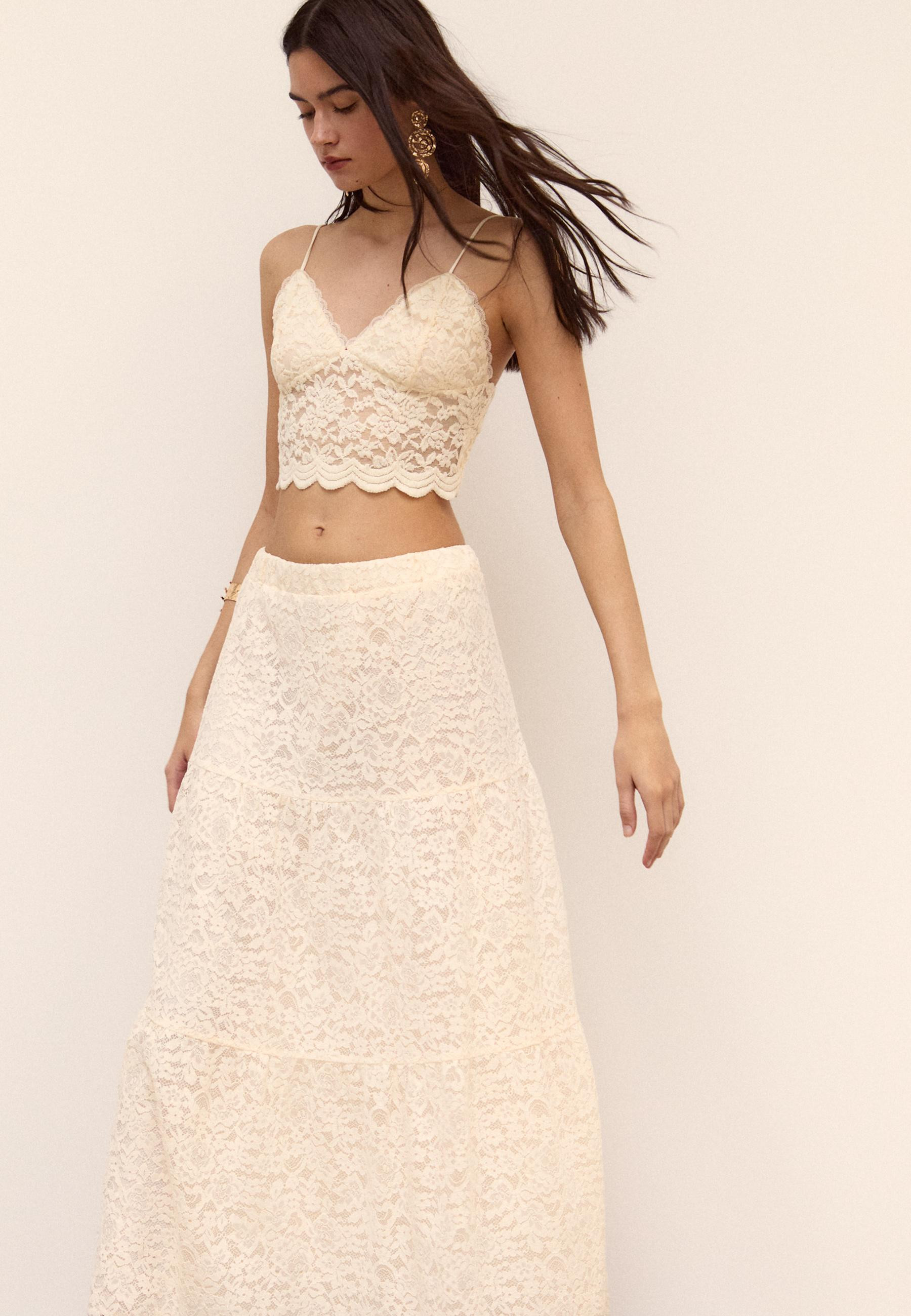 Midi-Rock mit fließendem Schnitt und Spitze - Mode für Damen | Stradivarius Deutschland | Stradivarius DE