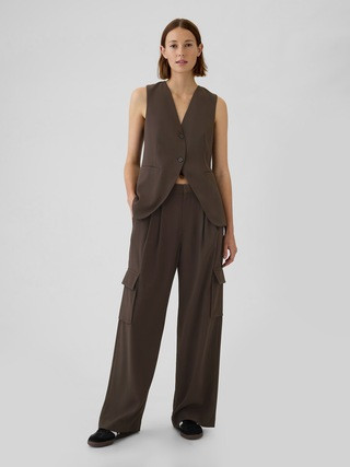 365 High Rise Cargo Pleated Trousers | Gap (US)