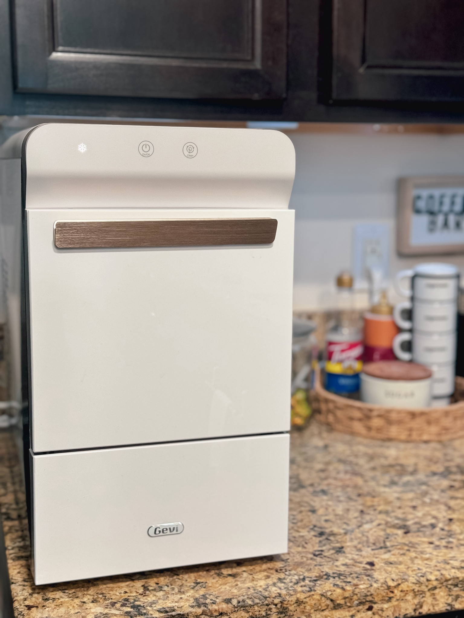GEVI Nugget Ice Maker, I absolutely LOVE this! 

kitchen appliances, nugget ice, household, aesthetic appliances 

#LTKGiftGuide #LTKhome #LTKsalealert