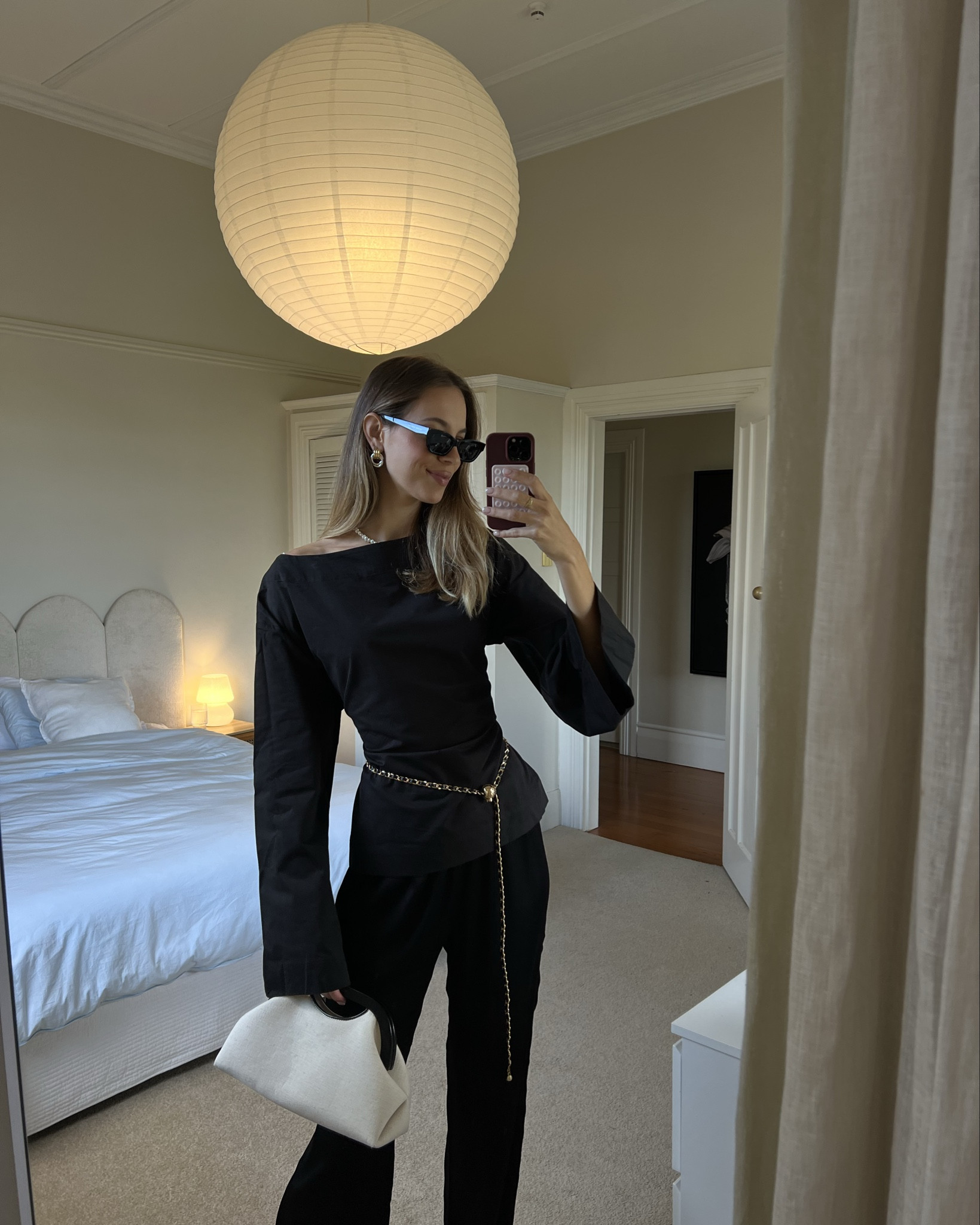 Literally the perfect cinched waist black top 🤌🏼 such a wardrobe essential 

#LTKnewzealand #LTKaustralia