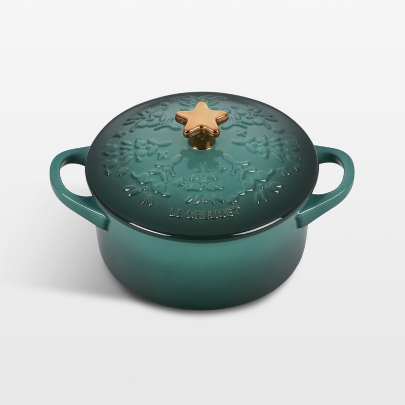 Le Creuset Artichaut Mini Noel Cocotte with Star Knob + Reviews | Crate & Barrel | Crate & Barrel