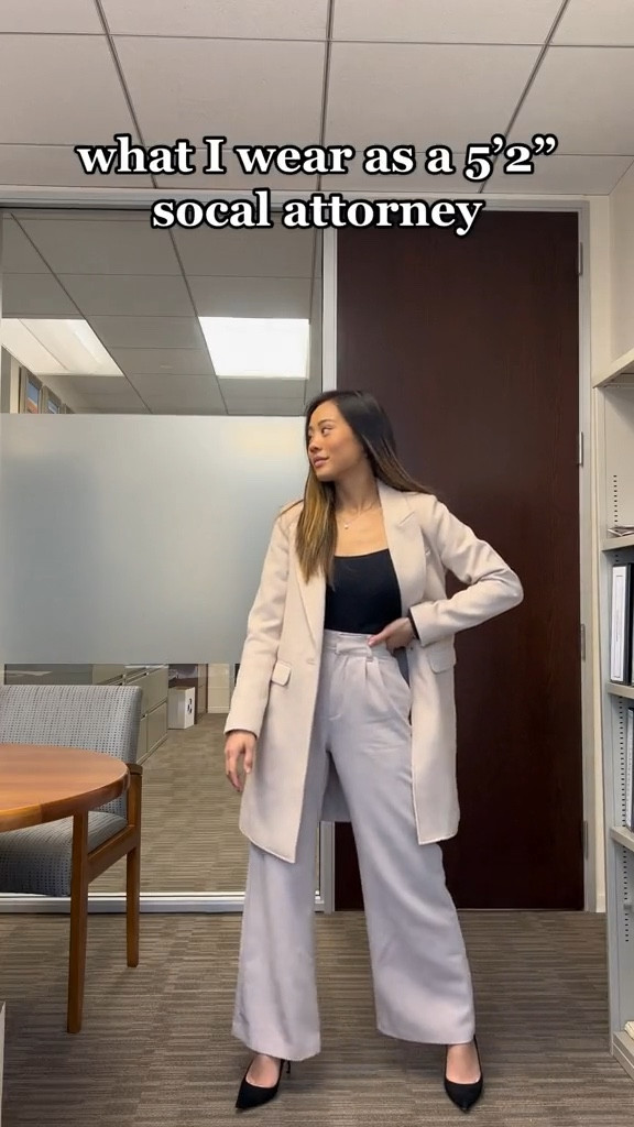 Workwear, work outfit, office fashion, neutral coat, bodysuit, office outfit, outfit for work

#LTKworkwear #LTKSeasonal