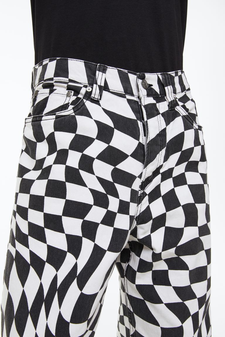 Gemusterte Twillhose Loose Fit | H&M (DE, AT, CH, NL, FI)