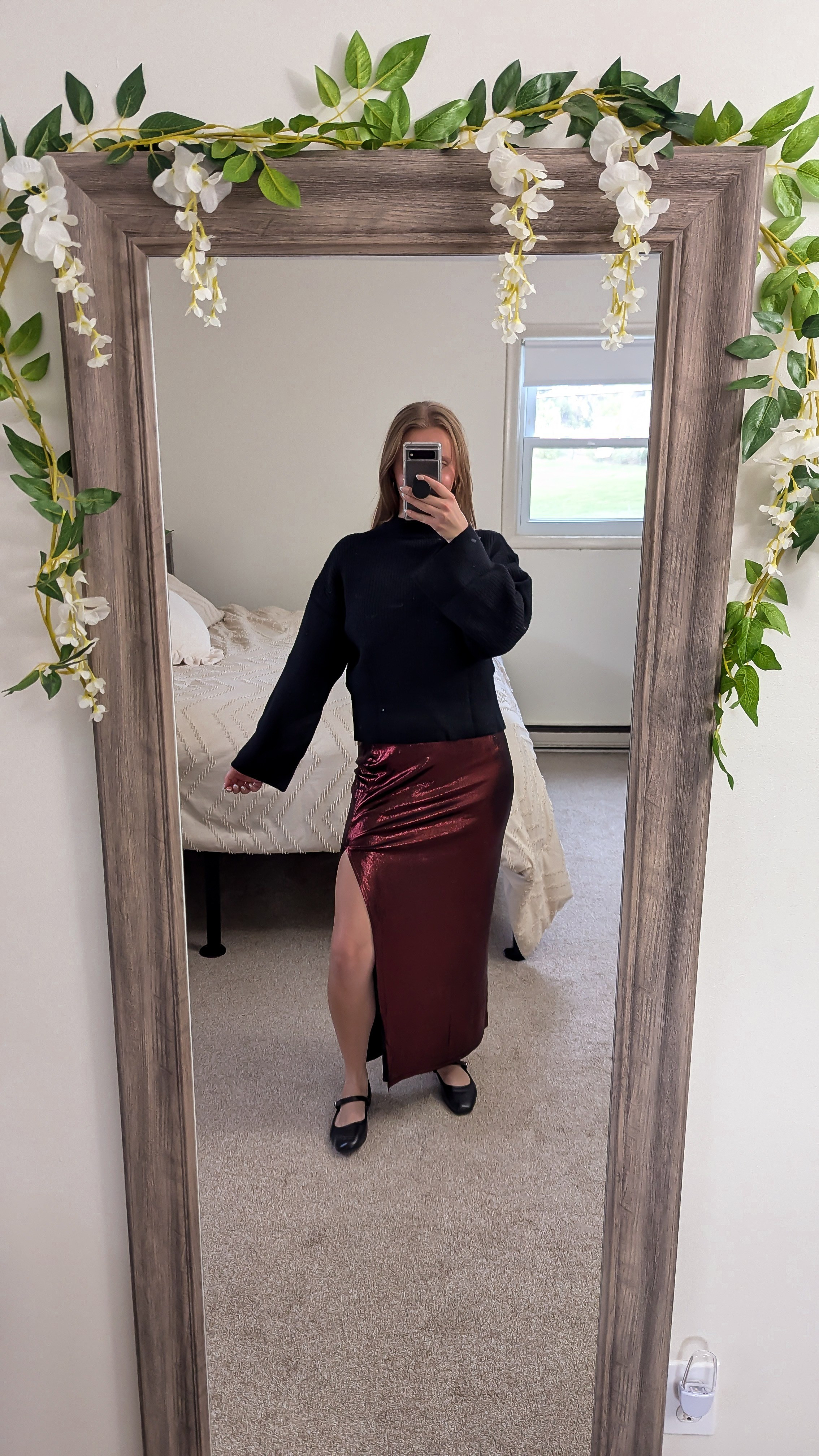Holiday outfit from cupshe, red maxi skirt and cropped oversized black sweater 

#LTKParties #LTKHoliday #LTKGiftGuide