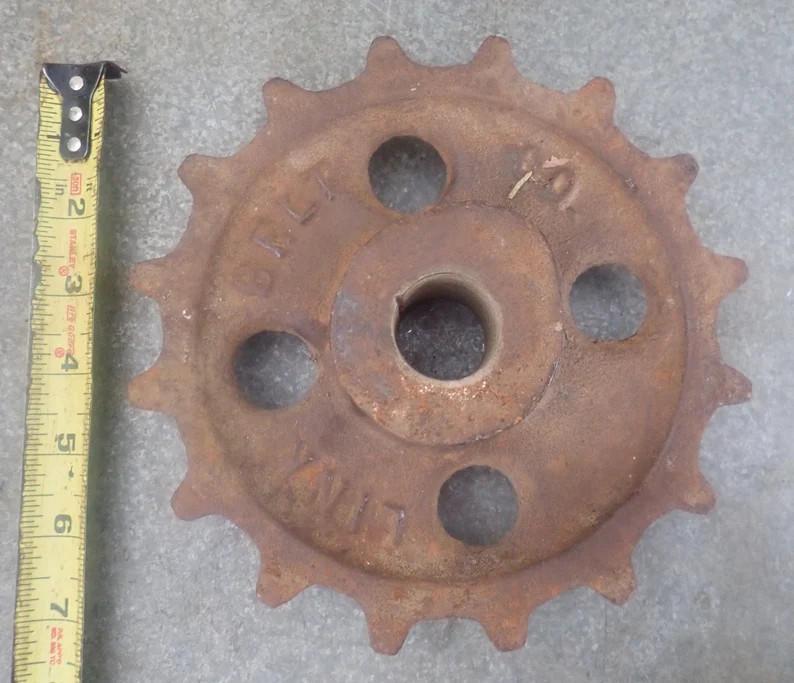 Vintage Industrial Chic Salvage Sprocket Gear for Art | Etsy Canada | Etsy (CAD)