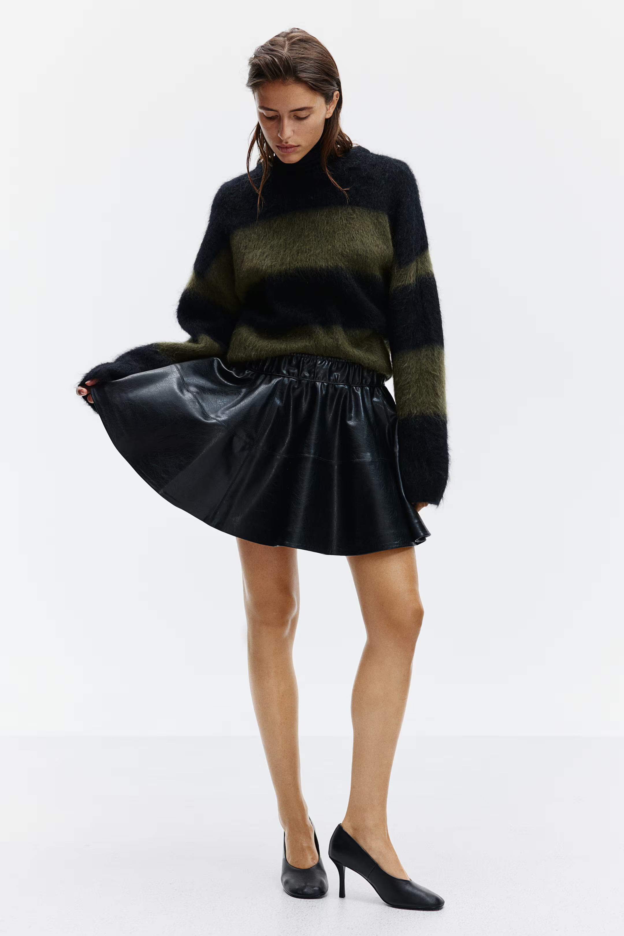 Flared coated skirt | H&M (UK, MY, IN, SG, PH, TW, HK)