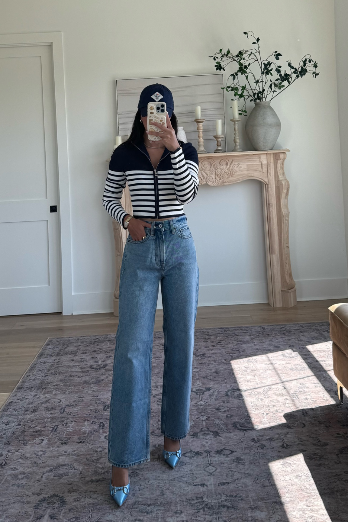 Last Day of the Abercrombie Sale! 25% off all denim, 15% off everything else, plus use code DENIMAF for an extra 15% off. 

Abercrombie new denim jeans! I love this new style - so easy to style up or down. I sized down in these and they are the perfect fit! 

Wearing size: 00 Short 


#LTKxAF #LTKStyleTip #LTKSaleAlert