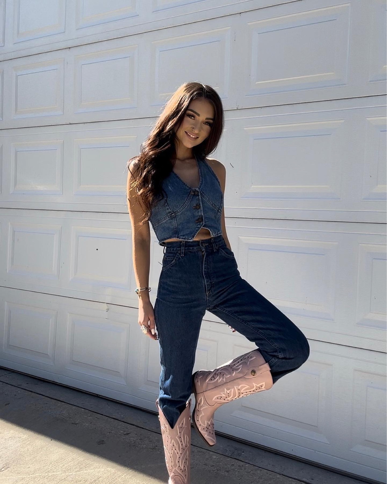 Denim vest, Lee jeans, pink cowgirl boots 

#LTKshoecrush #LTKstyletip