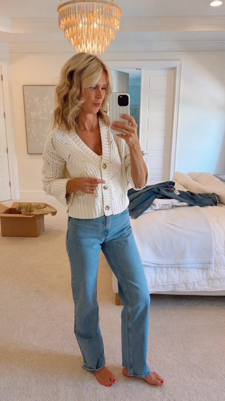 Tried on so many Abercrombie jeans, so I’m rounding up the pairs that stood out most! 👖 If you’ve been trying to decide between fits, I’m linking all of my favorites here to make it a little easier!
@abercrombie #abercrombiepartner

*Use code DENIMAF to get an additional 15% off almost everything in stores and online at checkout from August 5, 2026 to August 10, 2026 in US/CA. Exclusions apply. See details online.

#LTKgrwm #LTKSeasonal #LTKSaleAlert