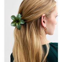 Green Ombre Flower Shaped Hair Claw Clip New Look | New Look (UK)