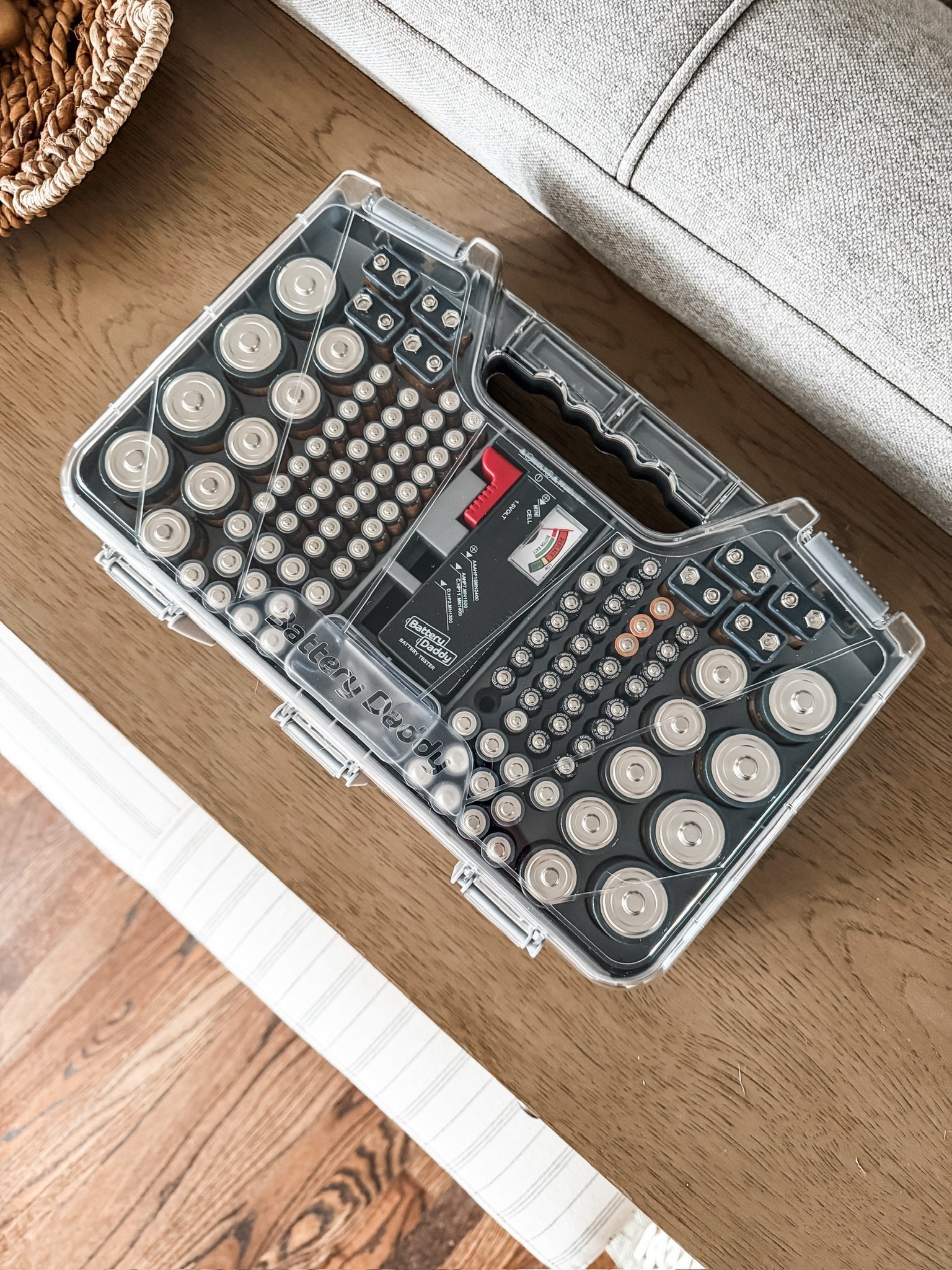 One of those small upgrades that makes a big difference. 🔋✔️ This battery organizer case neatly stores AA, AAA, C, D, and 9V batteries and includes a battery tester to quickly check power levels before swapping anything out. Practical, tidy, and perfect for keeping your home running smoothly.

#organizationfinds #batteryorganization #batterytester #batterycase #homeessentials #organizedliving #amazonhome #eanesinteriors


#LTKSeasonal #LTKHome #LTKFindsUnder100