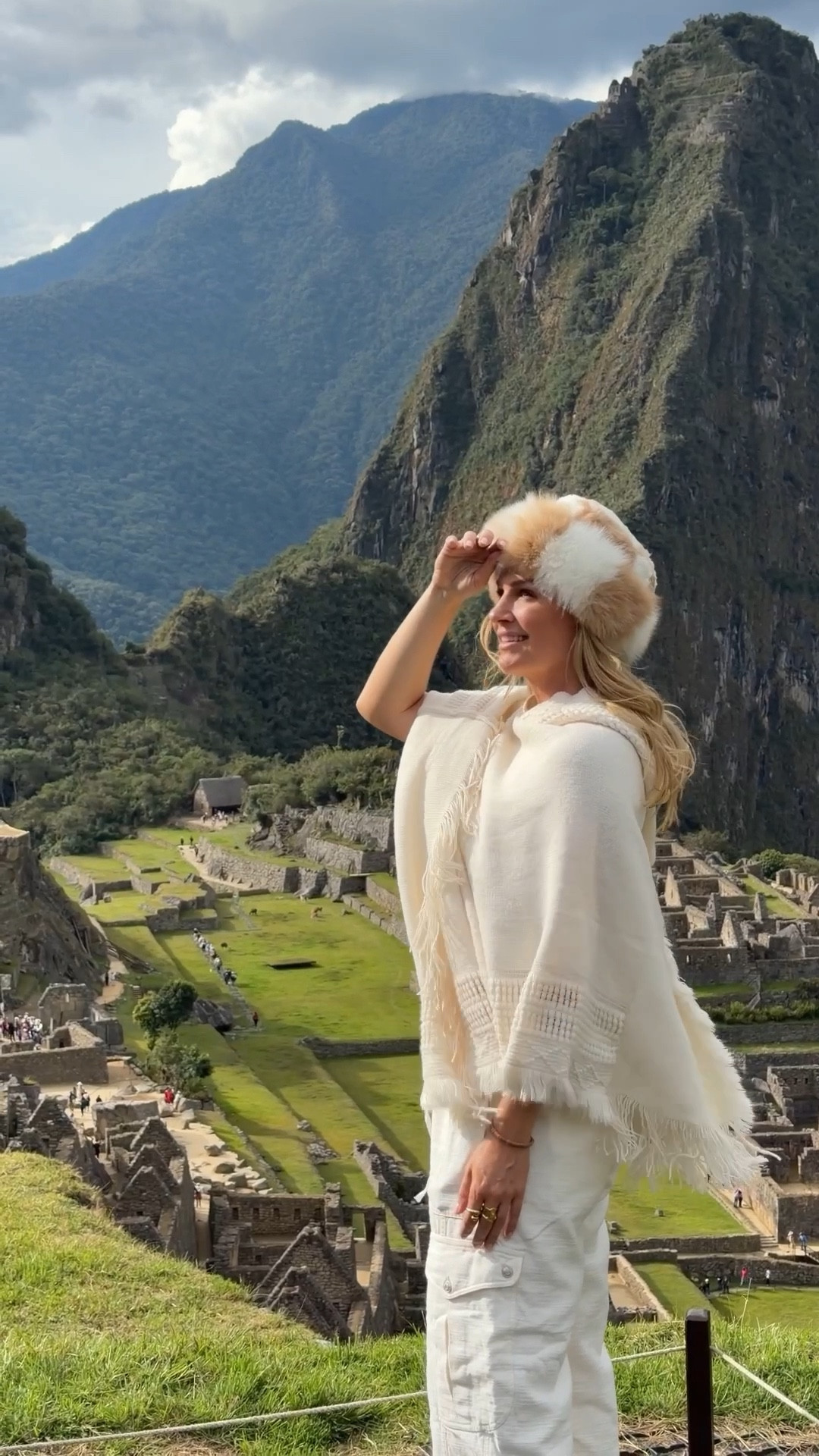 #MarriottPartner Tell me, where are you traveling in 2026?
•••••••••••••••••••••••••••••••••••⁠
If the Caribbean or Latin America is on that list, I've got news for you:  @marriottbonvoy just dropped one of their best offers of the year! Enjoy up to 30% off participating hotels across the Caribbean & Latin America and Marriott Bonvoy members save up to 35%. YES, 1/3 of your stay off!!

If you're thinking of lounging in the sun at the beautiful Westin St. Thomas Beach Resort & Spa in the US Virgin Islands or maybe wanting to explore the lush foliage of Costa Rica while sipping cocktails at Costa Rica Marriott Hotel Hacienda Belen, Marriott Bonvoy just made it that much easier.

Comment BEACH for a link to shop my favorite beach escapes with Marriott Bonvoy on my LTK! @shop.ltk
•••••••••••••••••••••••••••••••••••⁠
#2026travel #caribbean #latinamerica 