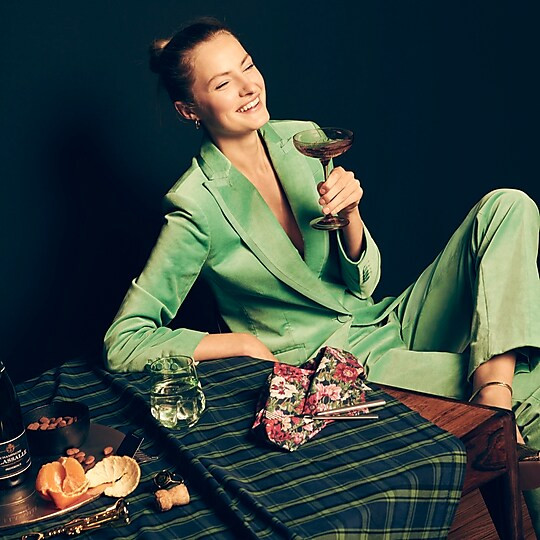 Limited-edition tablecloth in Black Watch tartan | J. Crew US