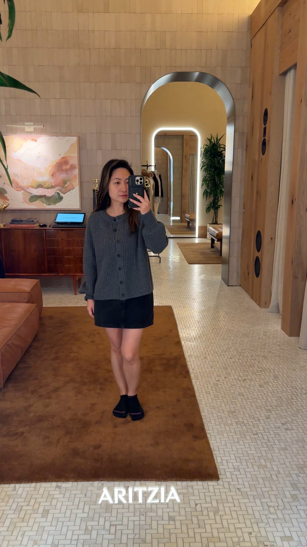 Chunky knit cardigan with bell sleeves in cashmere wool #knitsweater #winterstyles #wintercasual #cashmere #wool

#LTKSeasonal #LTKPetite #LTKWorkwear