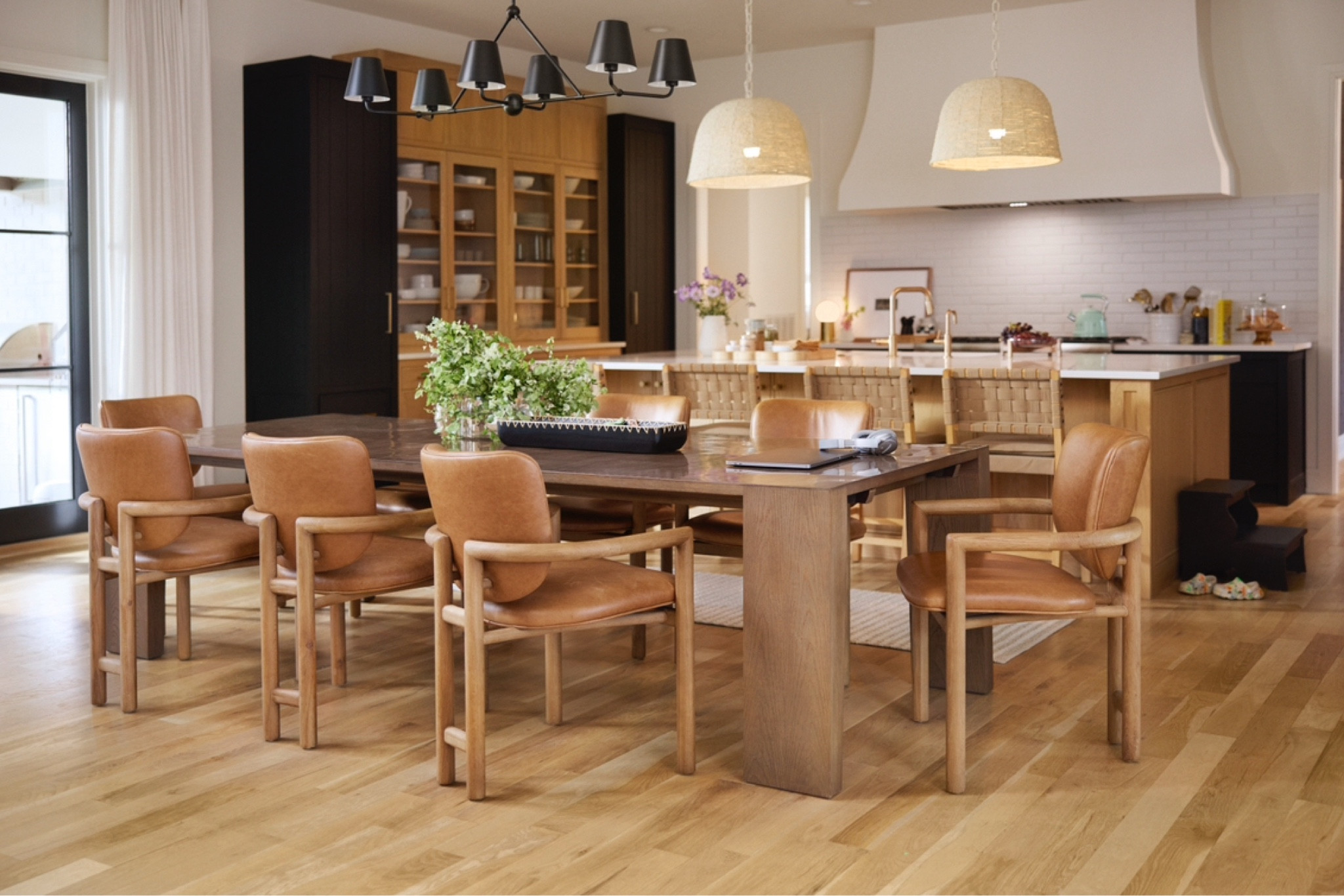 Our amazing kitchen thanks to Wayfair!