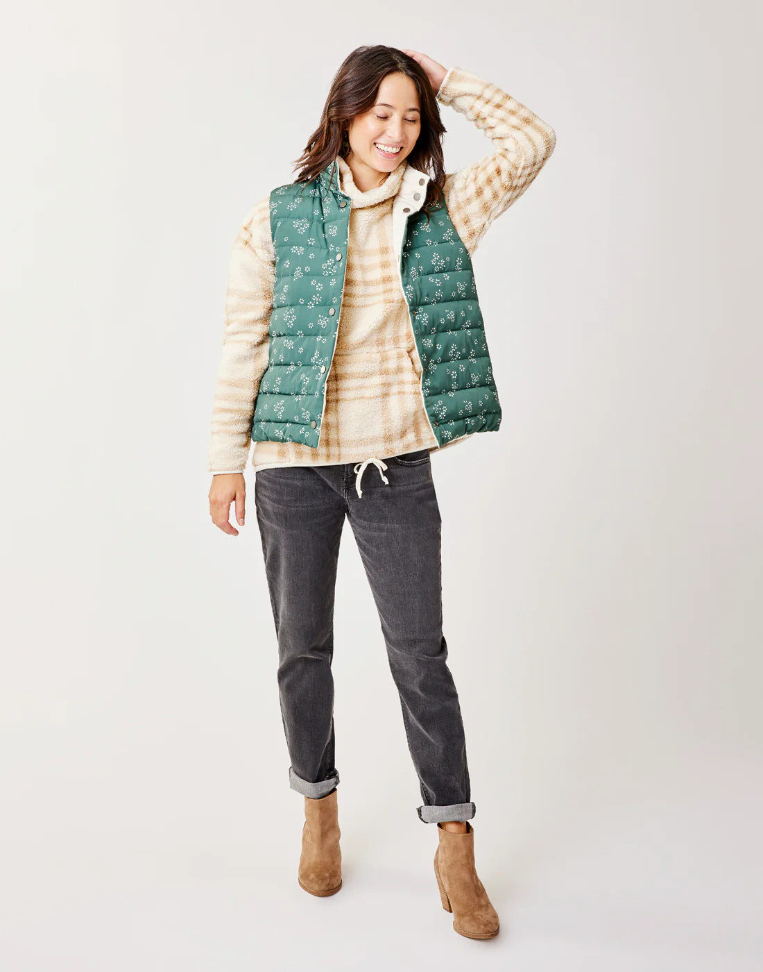 Baker Reversible Vest: Cilantro/Birch | Carve Designs