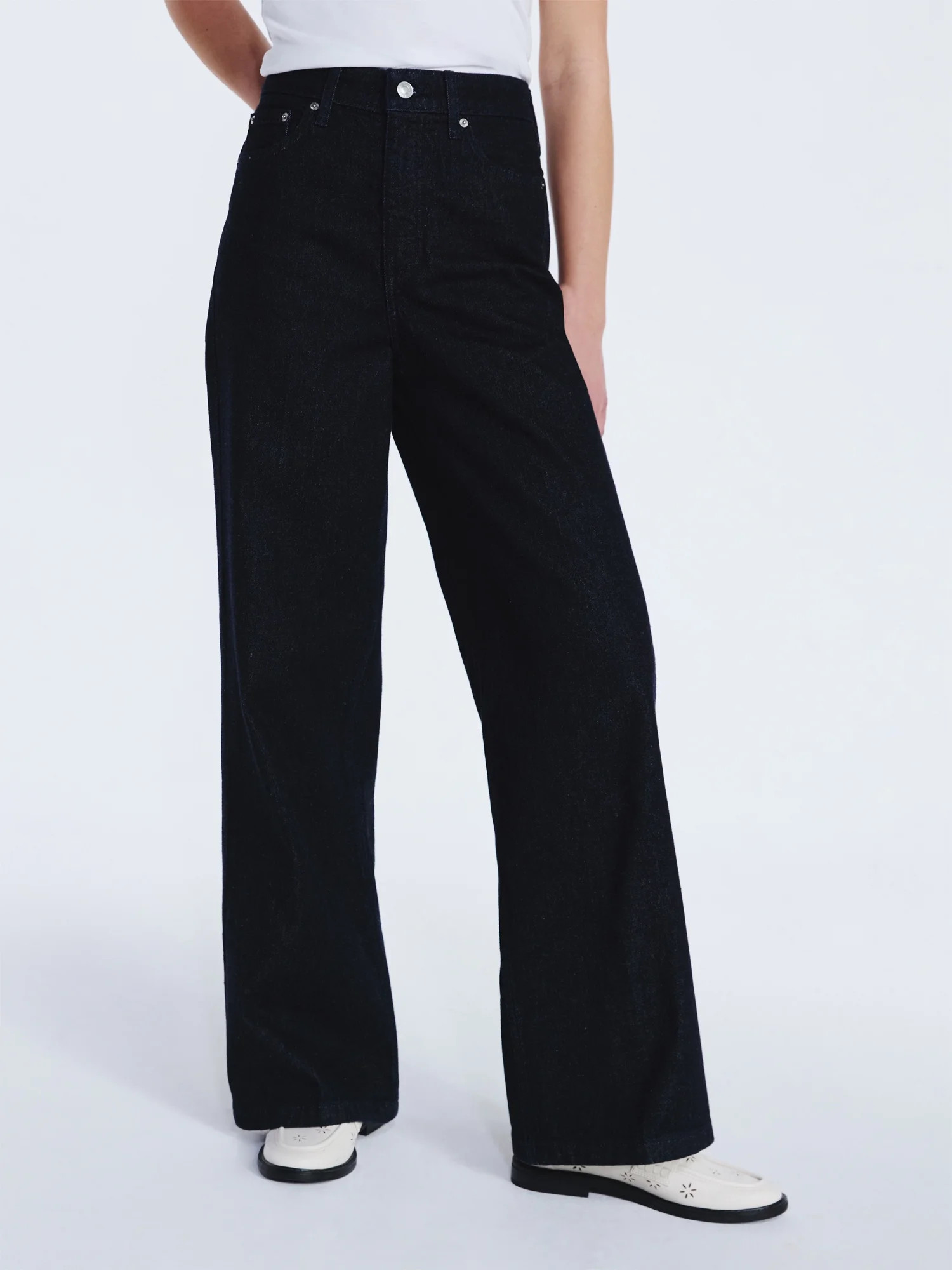 Free Assembly Women's High Rise Relaxed Wide Leg Jeans with Front Crease, Sizes 0-20 | Walmart (US)