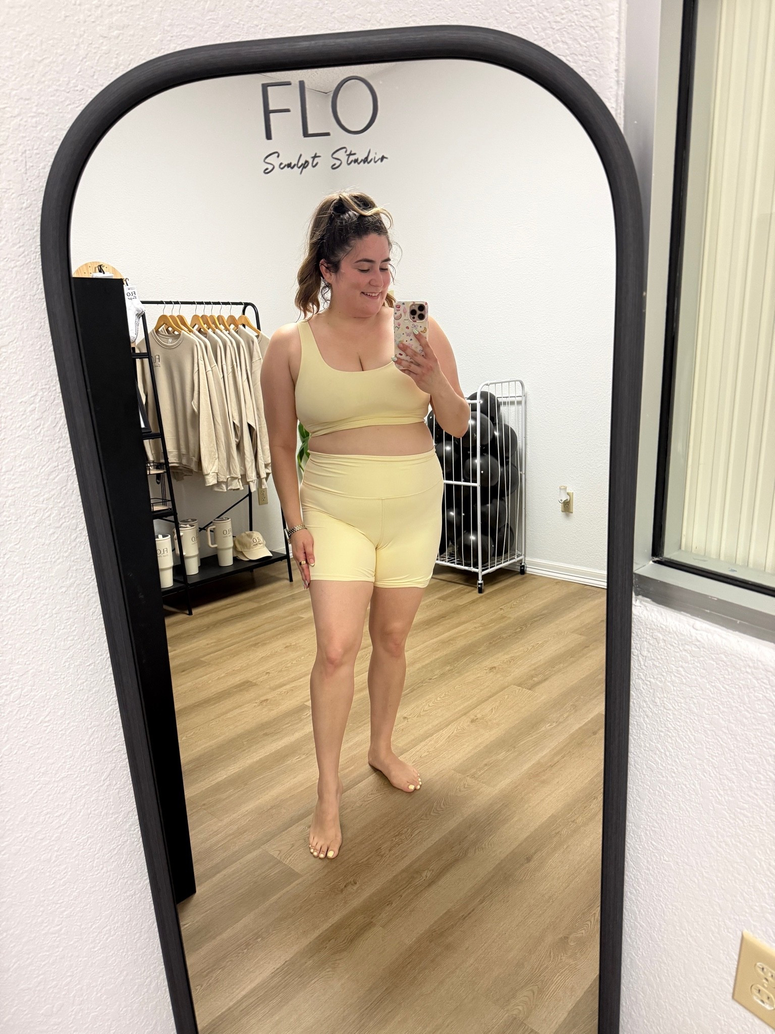 This workout set is soft but compressive! Best of all it’s affordable!! I’m wearing an XL in both pieces. I would say it runs a little snug- if you’re in between size up!

#LTKootd #LTKmomlife #LTKfitnessgoals