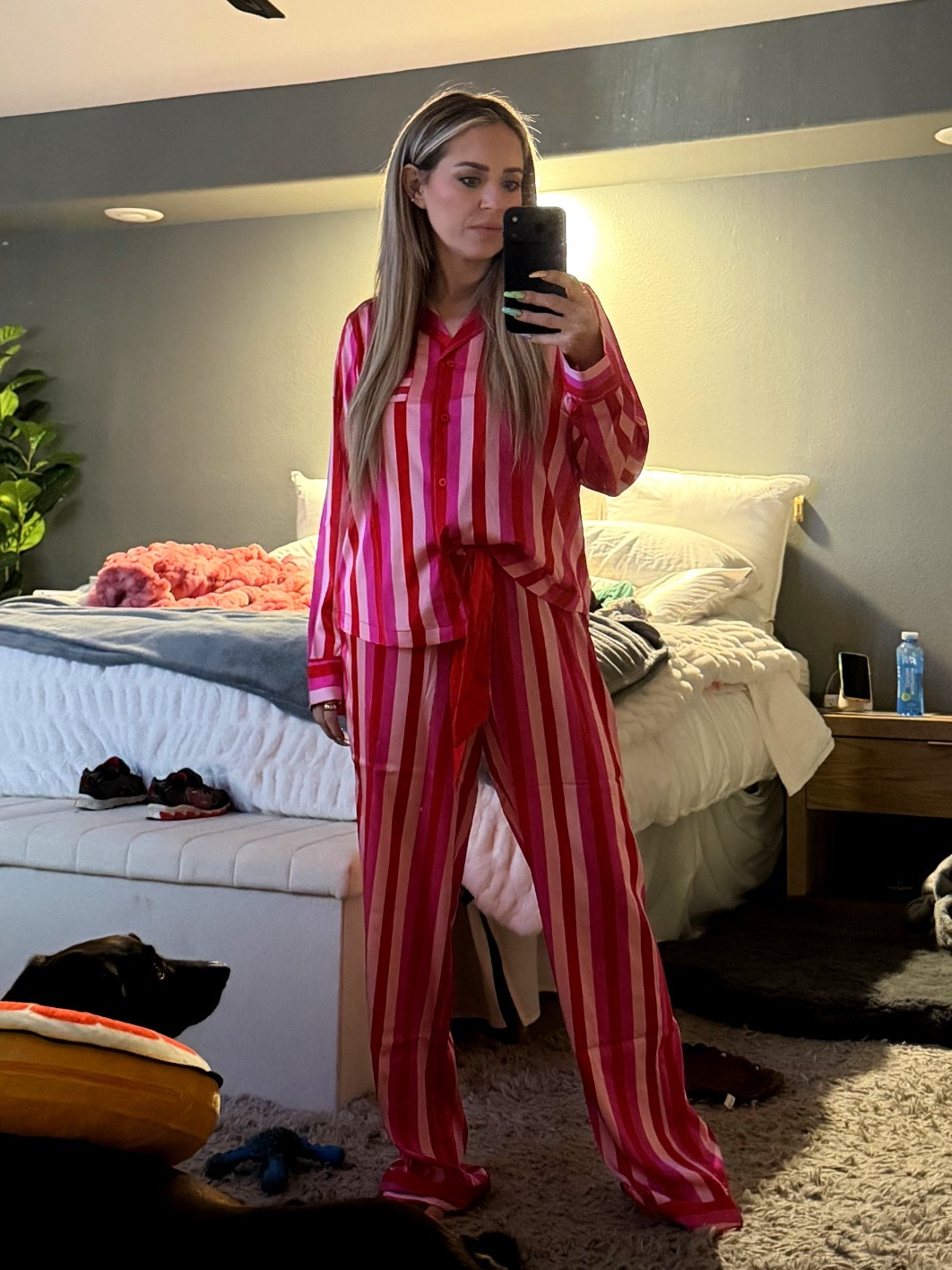 Festive, cozy, classy.
Yes please!
#PJOTD #LTKpajamas

#LTKValentine
