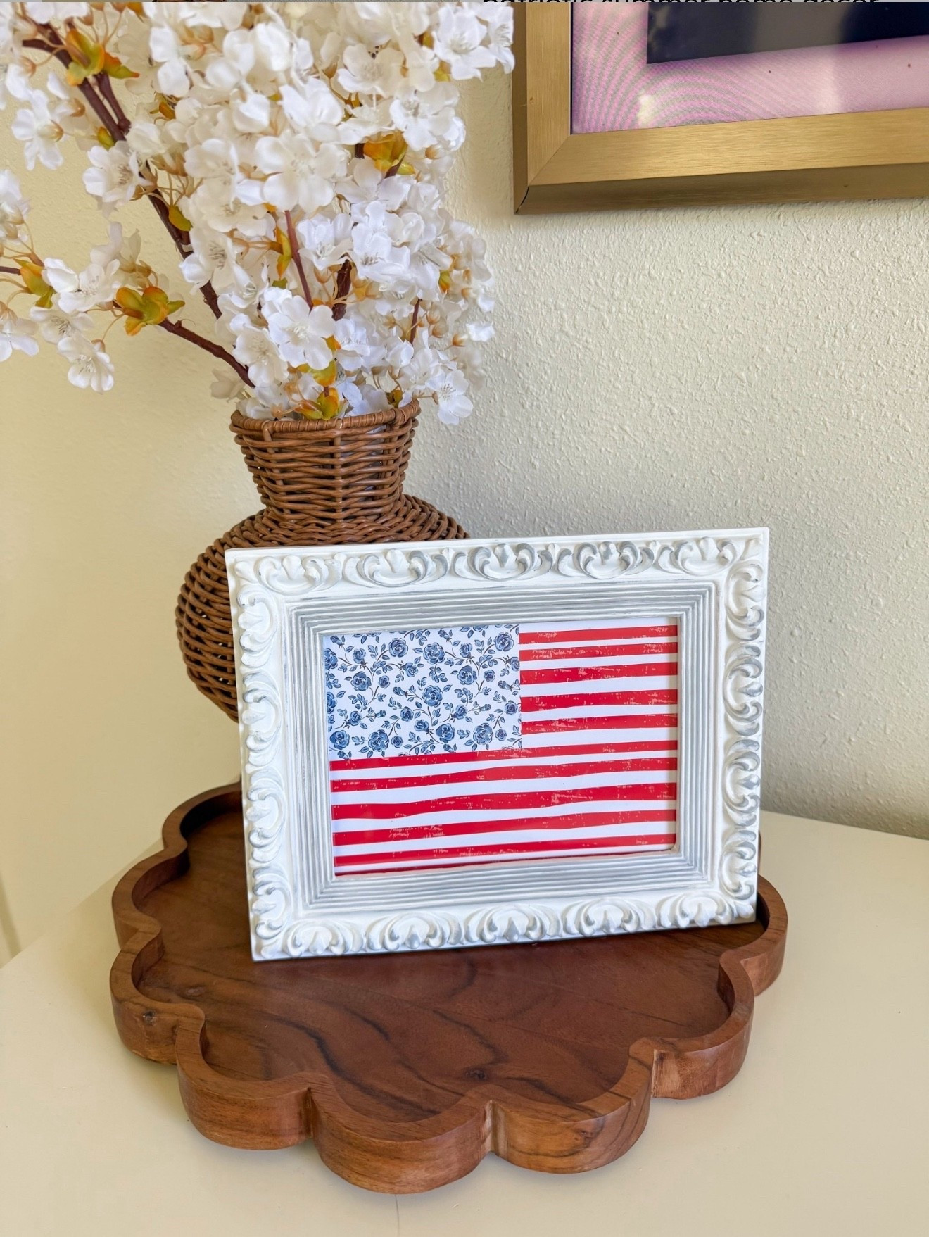 Had to grab this pretty frame! Just starting to get my patriotic summer home decor in order! 




Walmart finds 
Walmart home
Patriotic decor 
My Texas house 
Memorial Day 
Fourth of July 

#LTKSeasonal #LTKHome