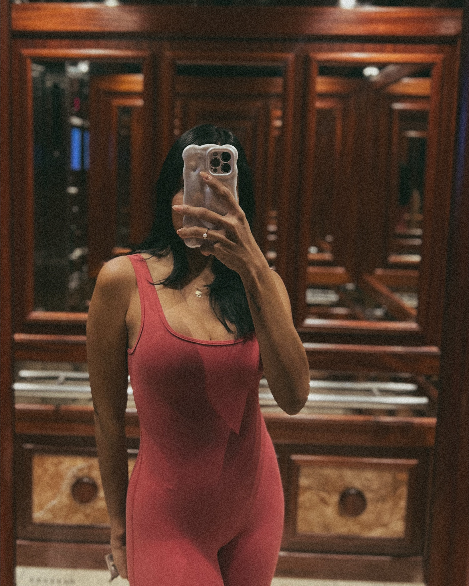 Extremadamente cómodo! 

Excelente para un día en casa, cosas por hacer o simplemente yoga o pilates.

Me encantó la calidad de la tela.

#LTKFitness #LTKStyleTip #LTKWorkwear