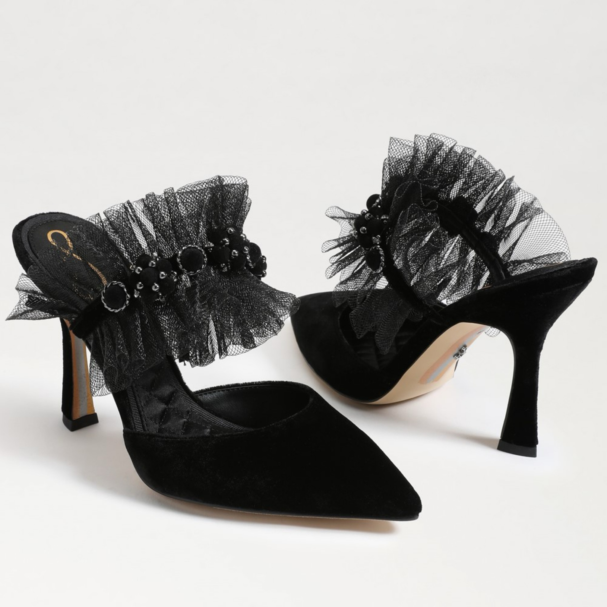 Stunning in person.  Felt like they run 1/2 size small. 
Cushioned footbed 
.
#holiday #heel #glam #party

#LTKFindsUnder100 #LTKShoeCrush #LTKFindsUnder50