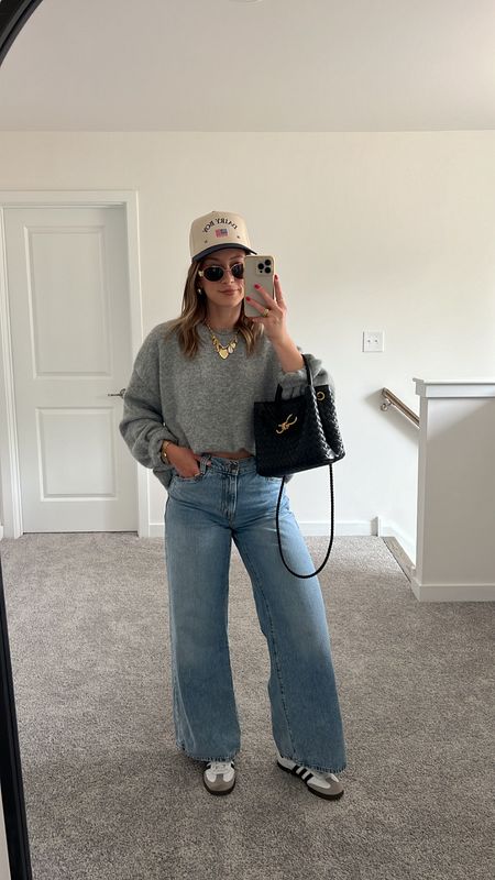 5/5/24 casual Saturday outfit 🫶🏼 casual outfits, spring transition outfits, winter to spring outfits, wide leg jeans, high rise baggy jeans, baggy jeans, Levi’s baggy jeans, oversized sweater, grey oversized sweater 