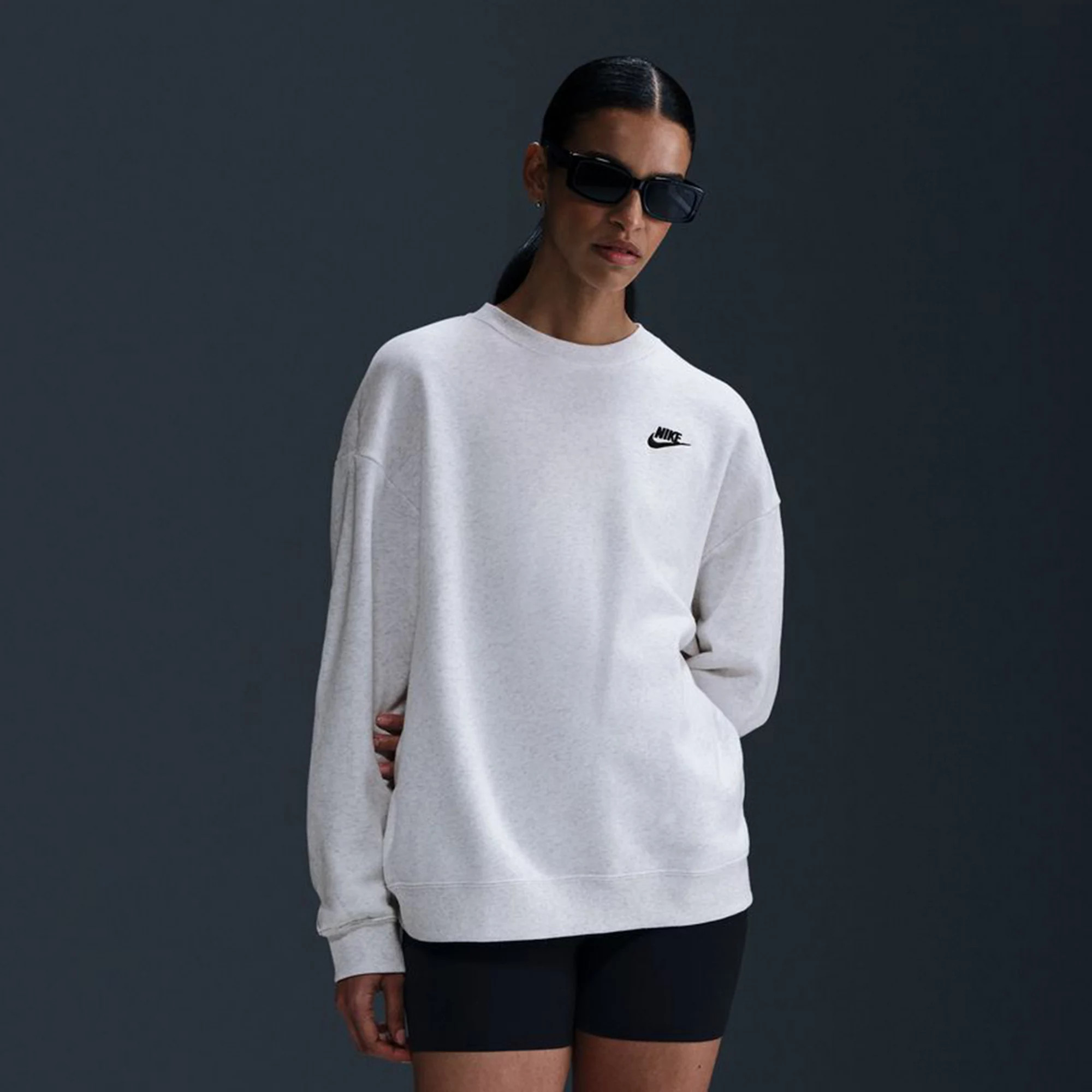 Women's Nike Sportswear Club Fleece Loose Crewneck Sweatshirt | Kohl's