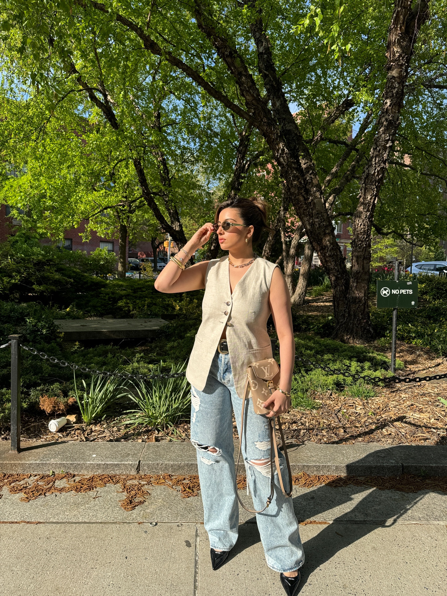 vest: size 8
jeans: size 8

#summeroutfit #getthelook #summerinspo #summeroutfitinspo #hamptons #nycoutfit 

#LTKstyletip #LTKsalealert #LTKfindsunder50