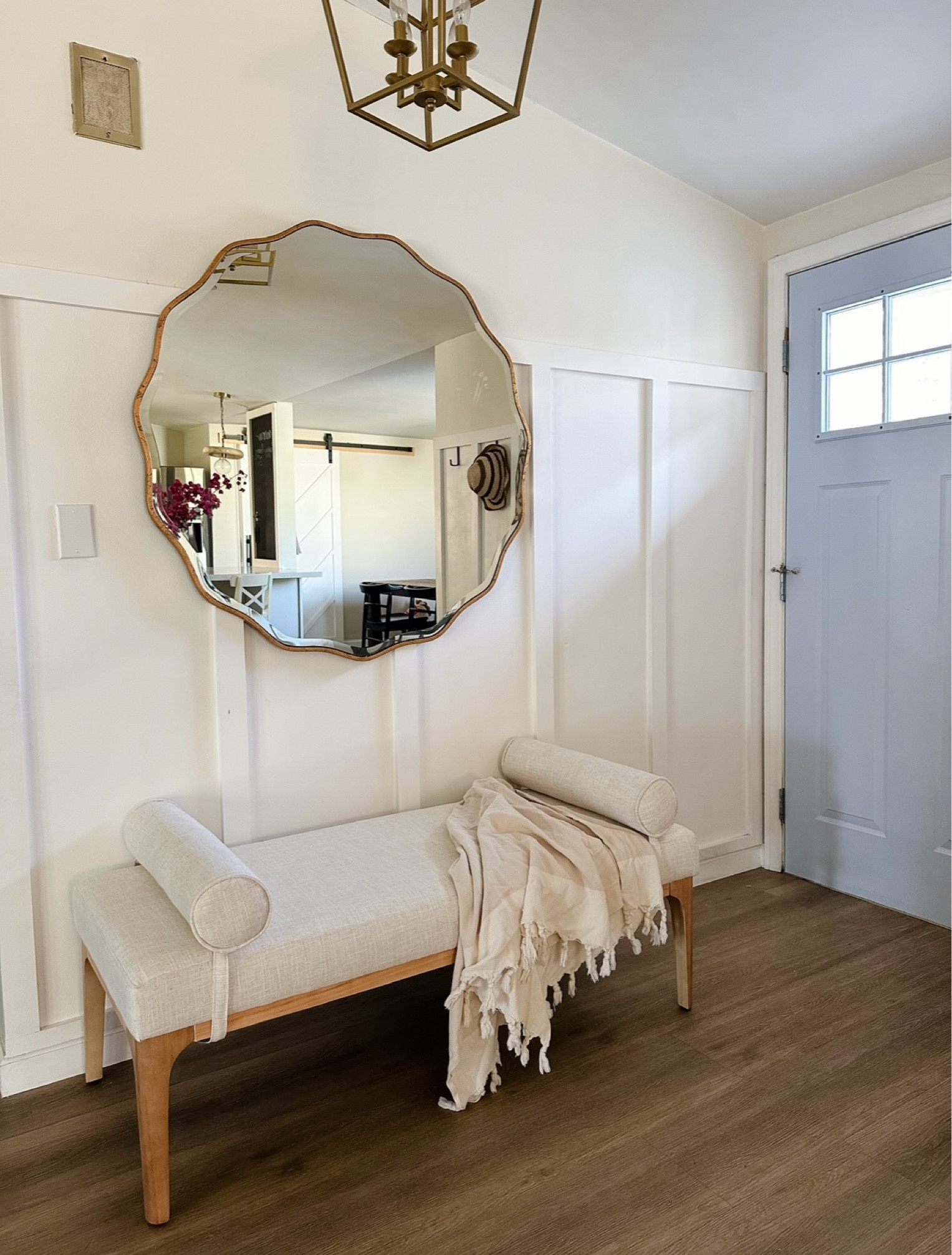 Mirror and target bench 

#LTKhome