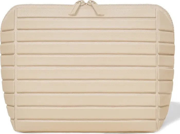 The Medium Traveller Toiletry Kit | Nordstrom