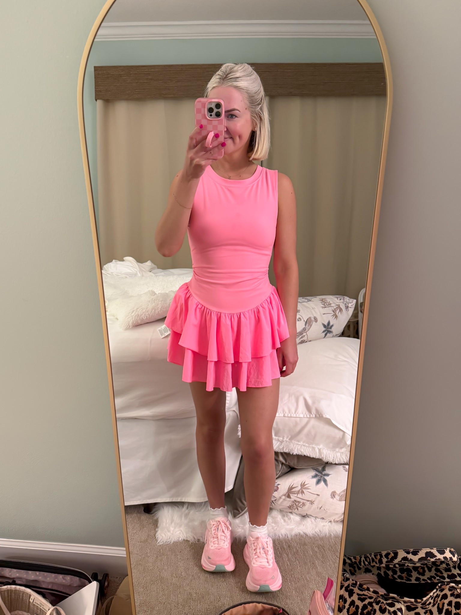 Field day skortsie in neon pink (XS) 

#LTKPetite #LTKActive