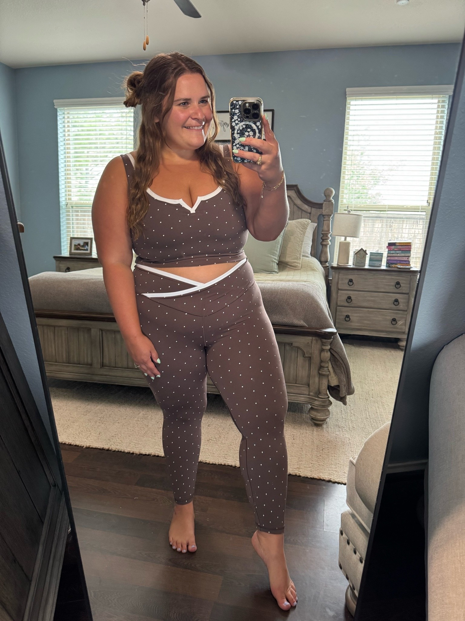 Obsessed with this aerie workout set! The brown and polka dot combo is 10/10! I’m in an xl top (could have done an xxl) and xl short leggings (could have done xxl short). I’m 5’1 and a size 16. These will be on repeat. They are so lightweight and SOFT like butter!

#LTKootd #LTKMidsize #LTKPlusSize