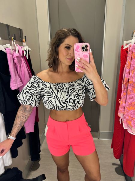 The cutest summer top! Has a matching skirt but I think it would be cute with white pants or skirt and black pants or skirt! It’s stretchy and comfy! I’m wearing a small  

#LTKSeasonal #LTKFestival #LTKFindsUnder50