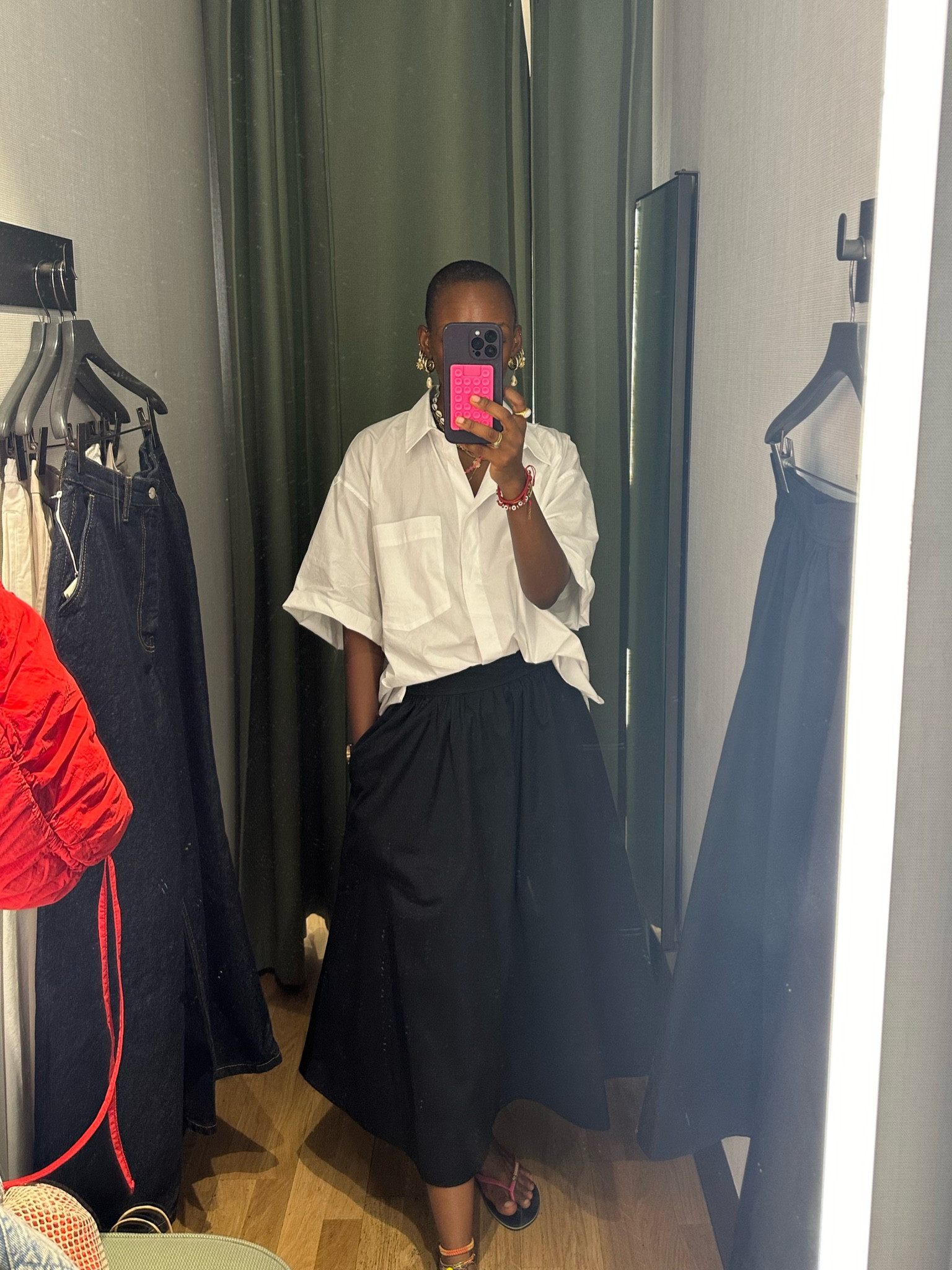 COS stores try on!



#LTKeurope #LTKfrance