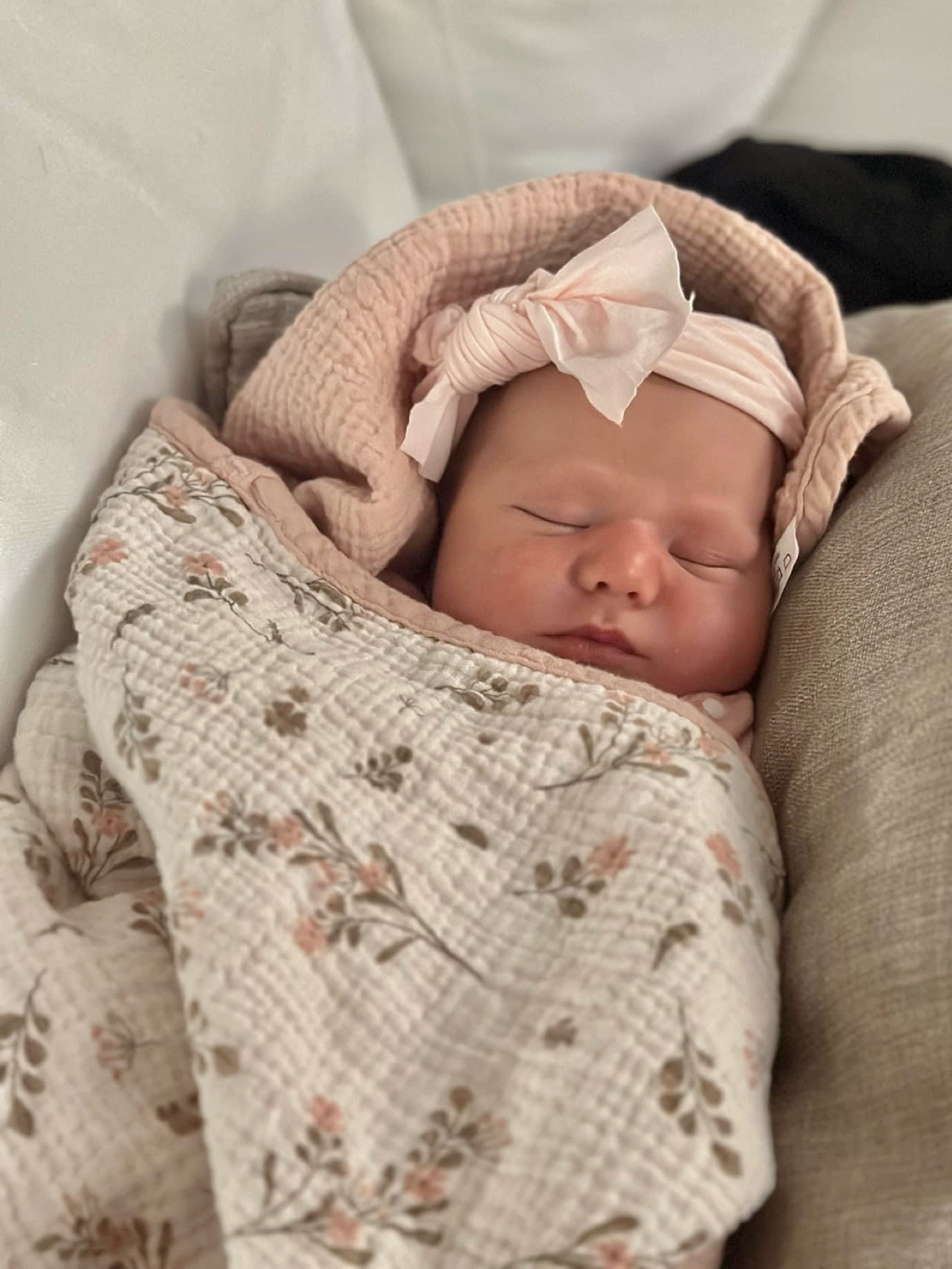 favorite muslim quilt blanket for our newborn 🤍

#LTKFamily #LTKBump #LTKBaby