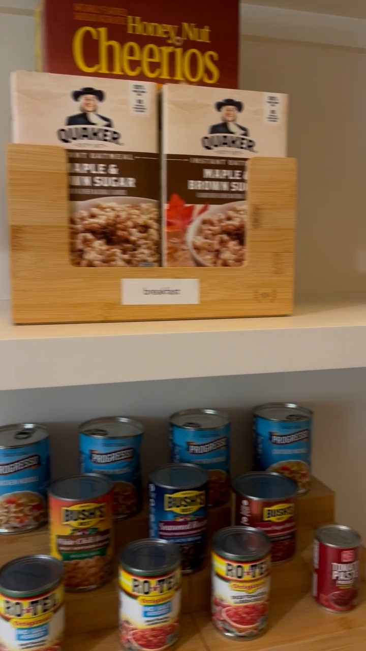 There is nothing better than a perfectly organized pantry right when you move into your new home 👏🏻

#LTKSaleAlert #LTKVideo #LTKFamily