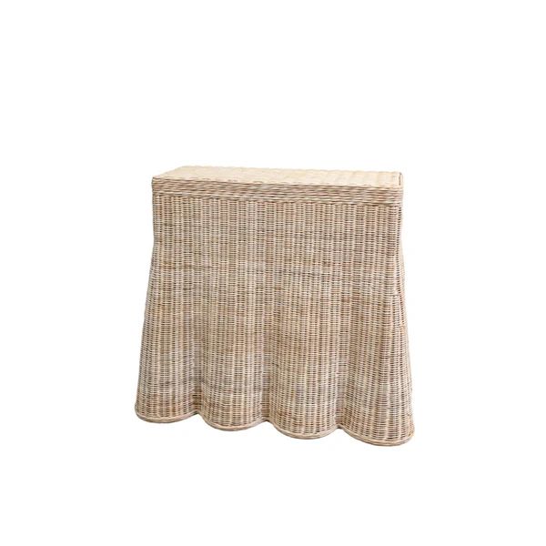 Scallop Entry Console | Mintwood Home