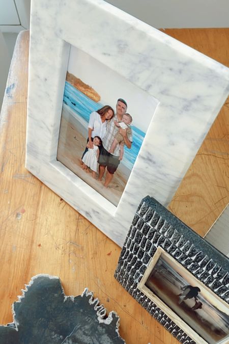 Loving my new white marble photo frame. This is the 5 x 7 size. 

#pictureframe #photodisplay

#LTKhome