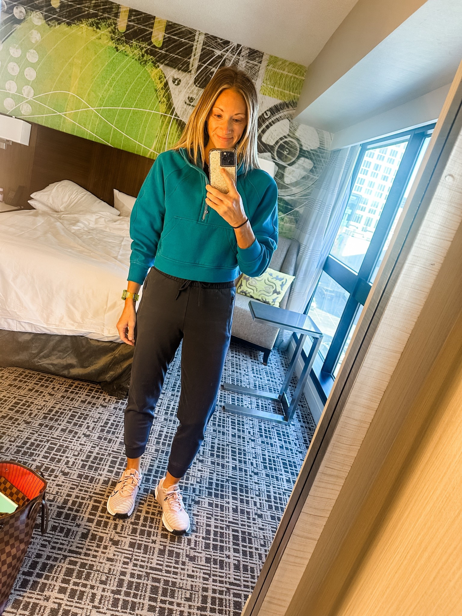 Workouts even on work travel ✅ 

#LTKWorkwear #LTKFindsUnder100 #LTKActive