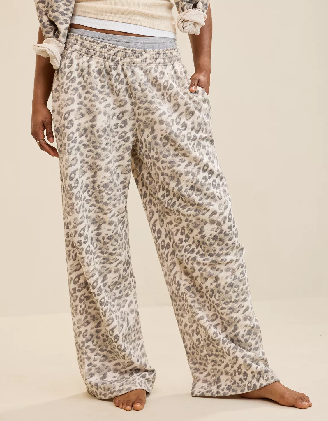 Aerie Go-To Slouchy Sweatpant | Aerie