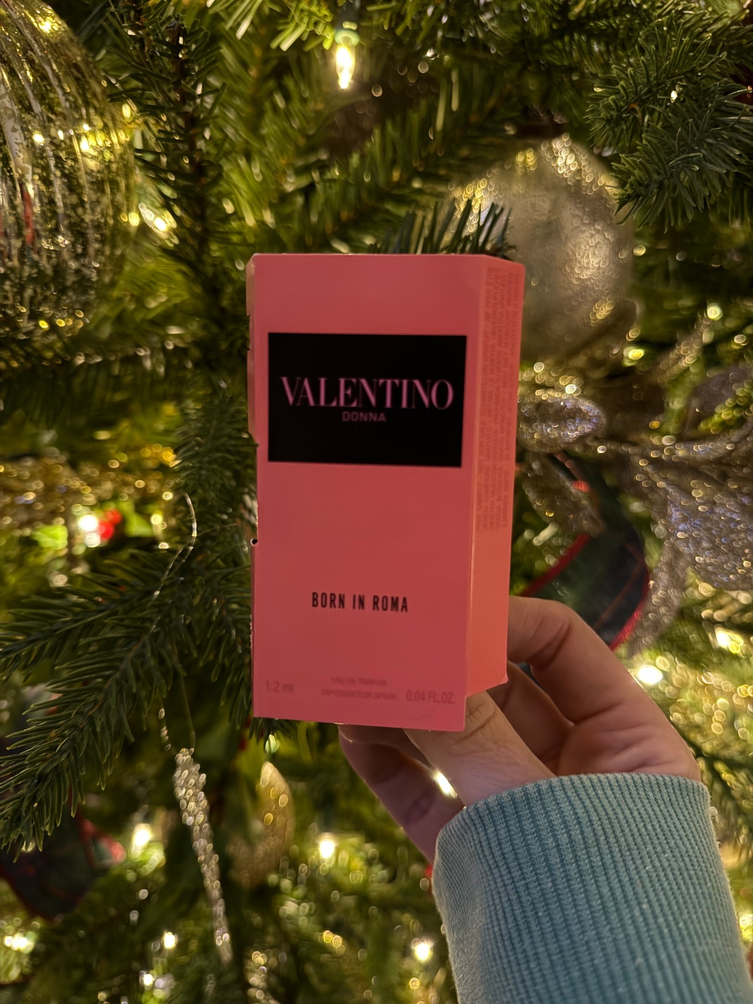Just got a sample size of this perfume and it’s smells amazing! It’s warm a little sweet and smells sexy lol. I love it!!! 

#LTKmomlife #LTKGiftGuide #LTKBeauty