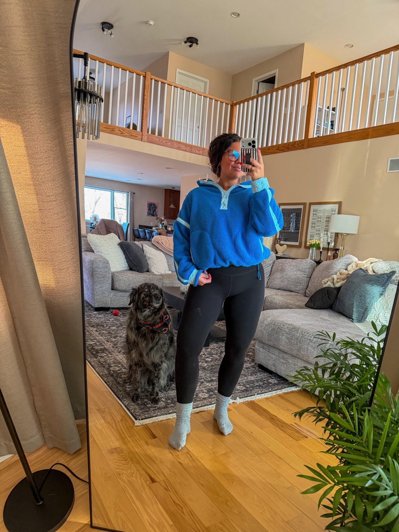 It’s FREEEEEZING here today! 🥶 I am wearing a large in the zip up & a large in the leggings. This zip up comes in LOTS of color combos & is so soft & keeps ya warm! 

#amazon #oldnavy

#LTKgrwm #LTKSaleAlert #LTKootd