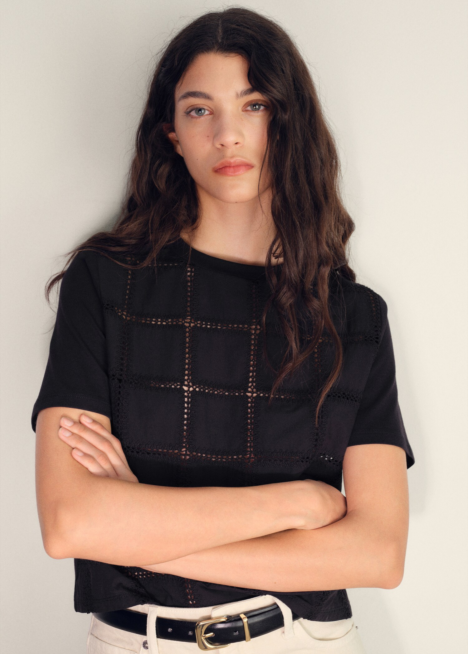 Embroidered detail T-shirt - Women | MANGO USA | Mango (US/MX/AU)