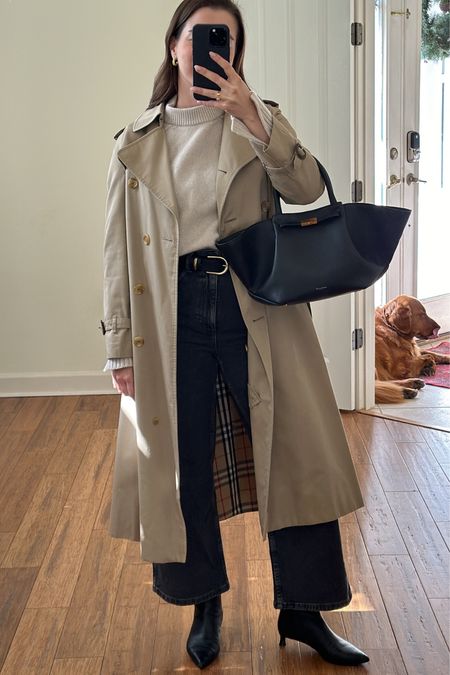 Trench coat, classic outfit, denim, boots

#LTKstyletip #LTKSeasonal