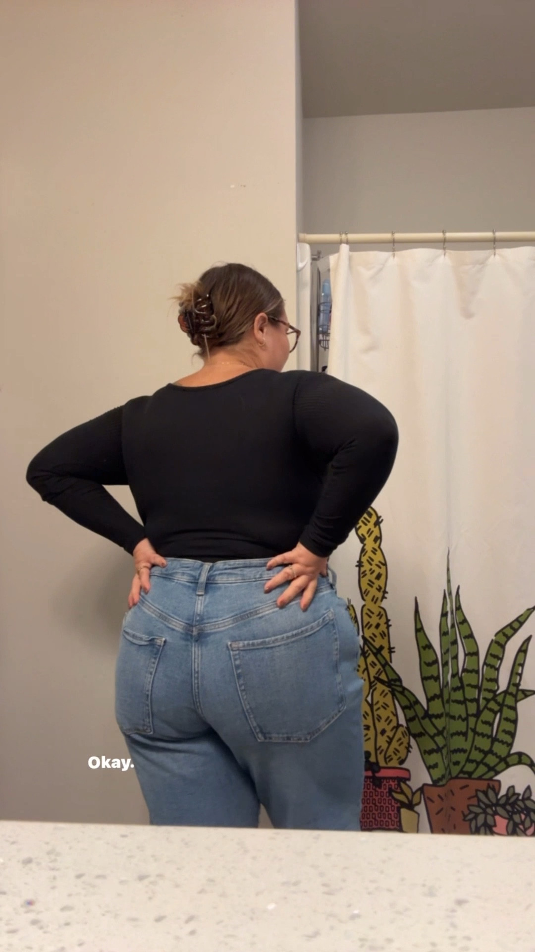 ABSOLUTE FAVORITE  JEANS 👏 wearing a size 20